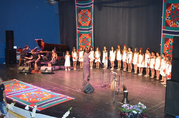  بالصور: المركز الجماهيري ينظم إحتفالاً موسيقياً بمشاركة جوقاته المختلفة